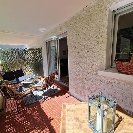 Sous Les Pins, Au Calme Avec Terrasse Proche * La Baule